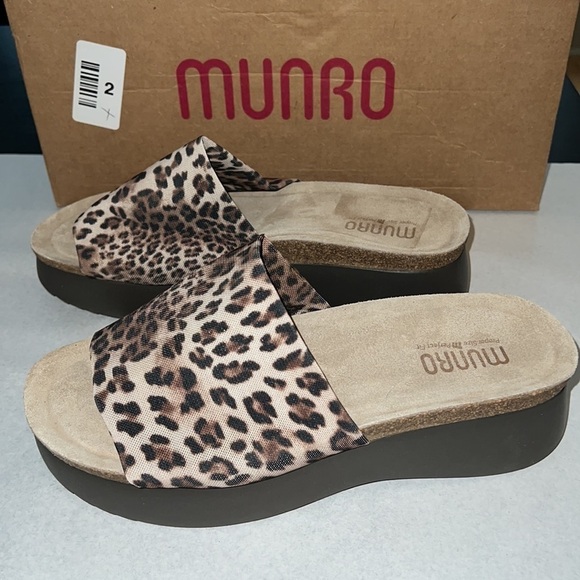 MUNRO Nalia animal print brown hues slide comfort sandal Sz 10 WW New - Picture 8 of 12